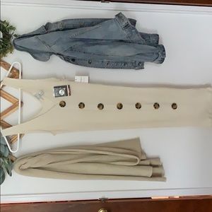 Midi bodycon tan dress with buttons